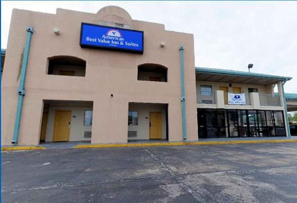 Americas Best Value Inn & Suites - Senatobia Exterior foto